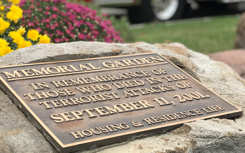 Memorial garden commemorative plaque