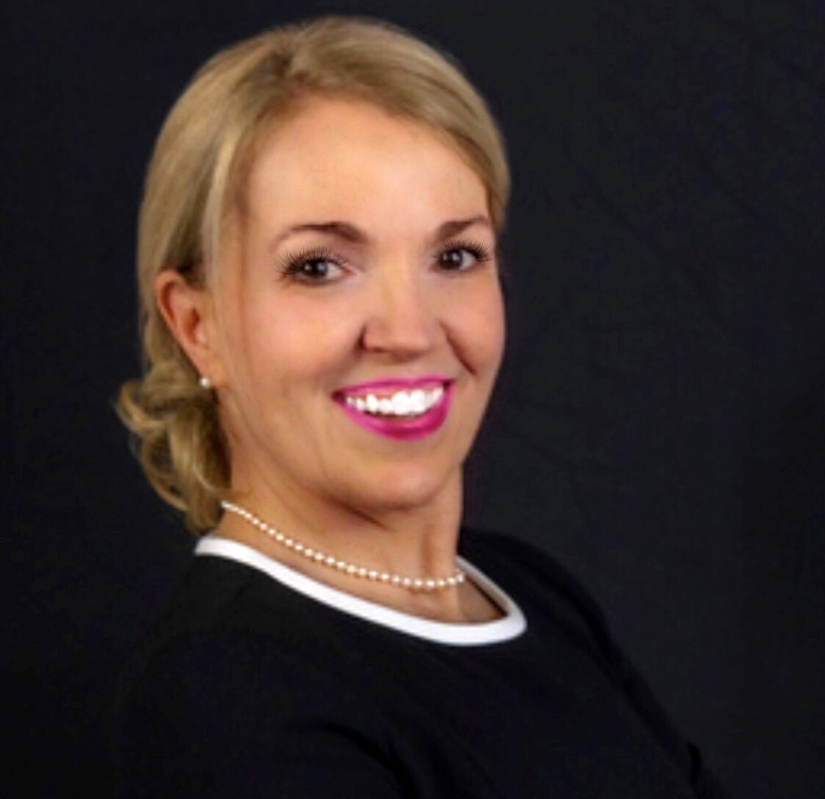 Dr. Susan King