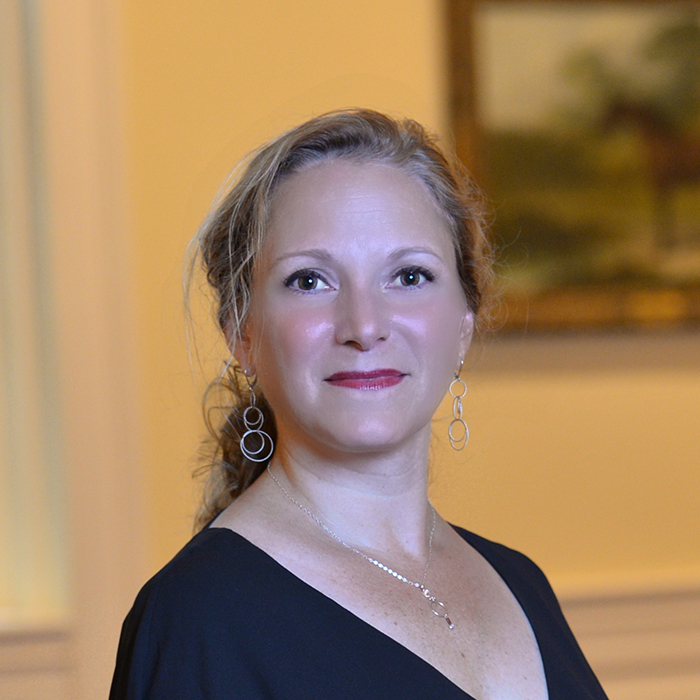 Dr, Nancy Siegel