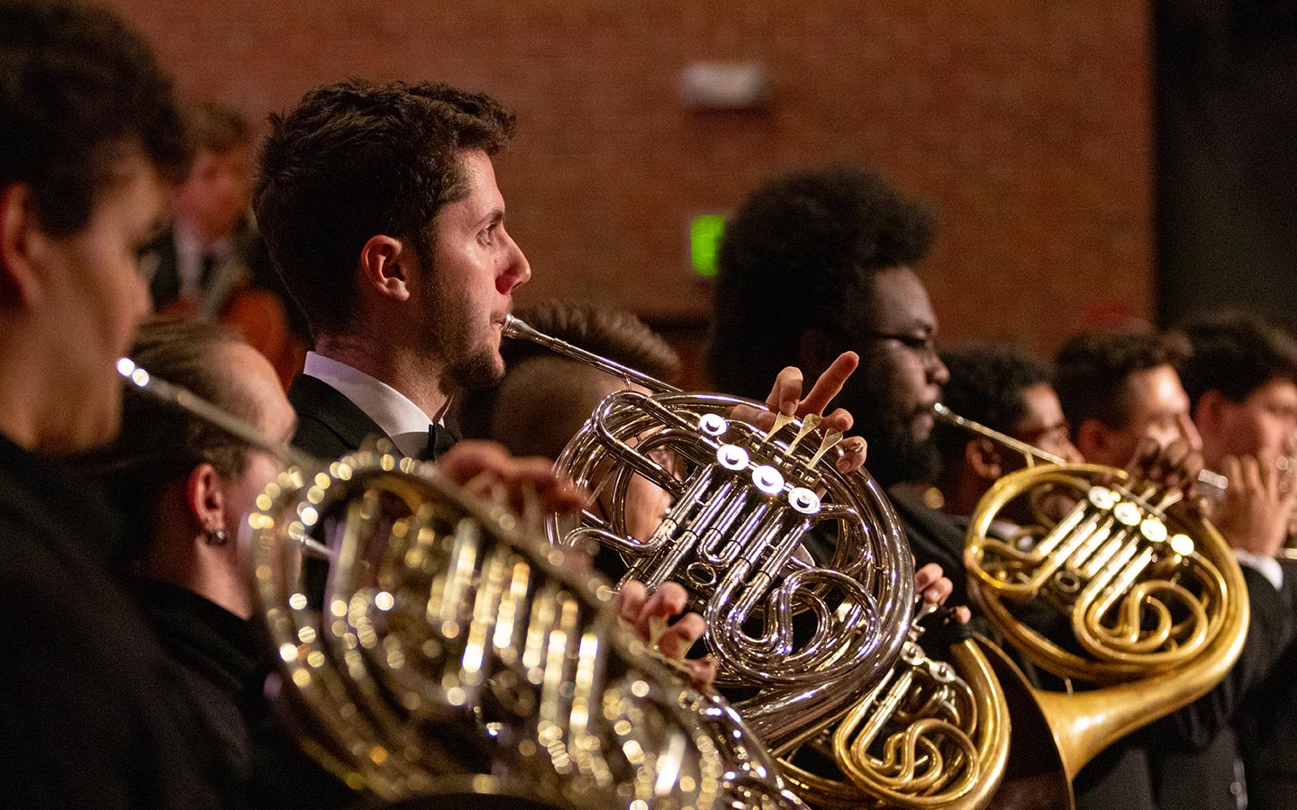 students horns