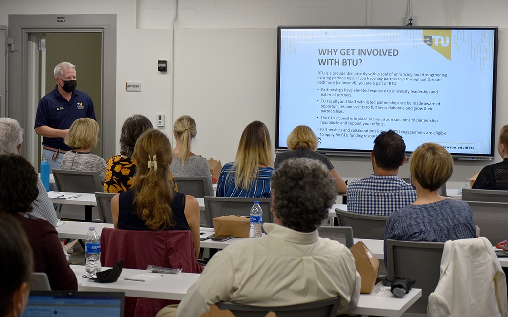 Audience at the September 2021 lunch & learn in the armory