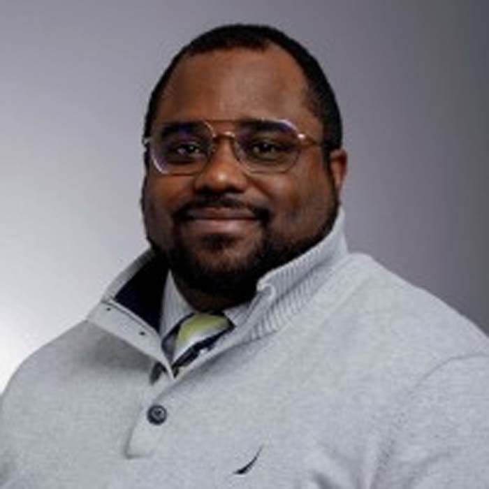 willie sanders jr headshot