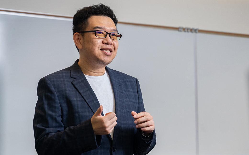 Lin Deng