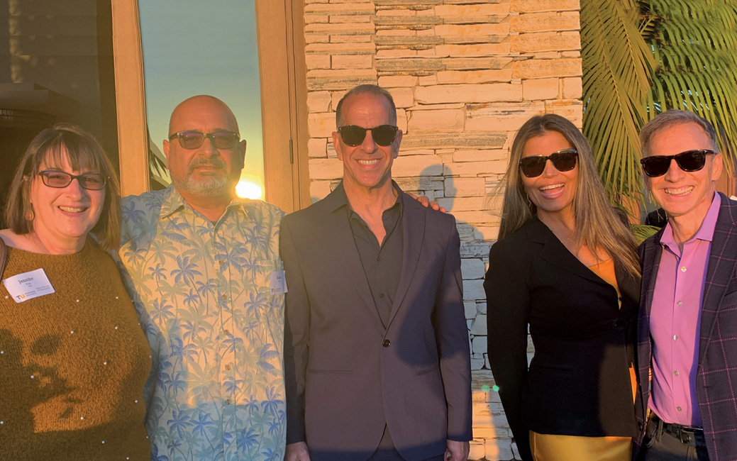 Jennifer Faiz ’89, Ramin Faiz, Biagio Colandreo ’88, Mindy Stearns and Glenn Stearns ’87 (Newport Coast)
