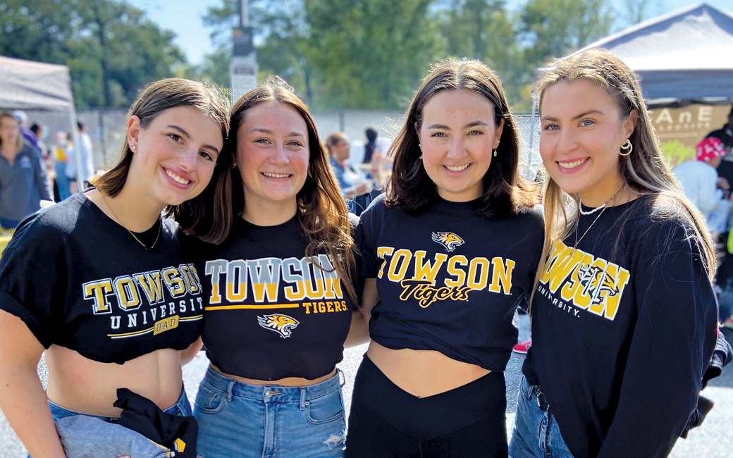 Recent alumni proudly repped the black and gold. 