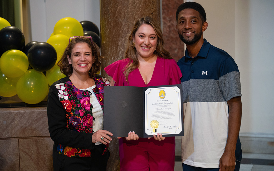 Alejandra Balcázar and Baltimore Mayor Brandon Scott