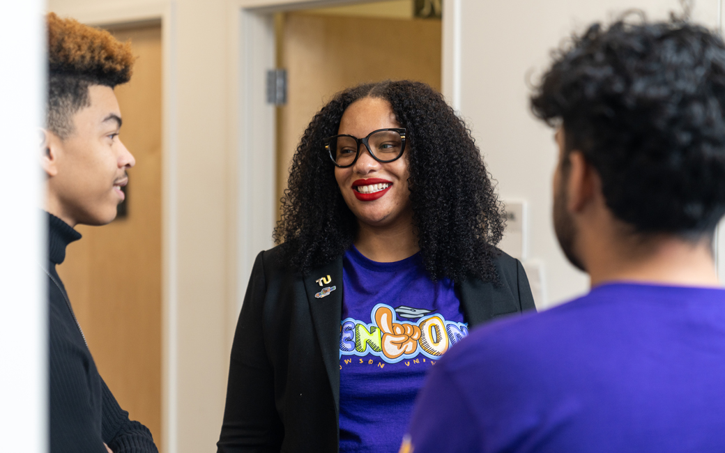 Charla Fowlkes talking with students