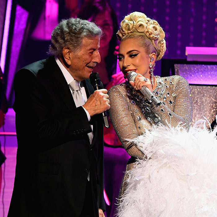 Tony Bennett and Lady Gaga performing